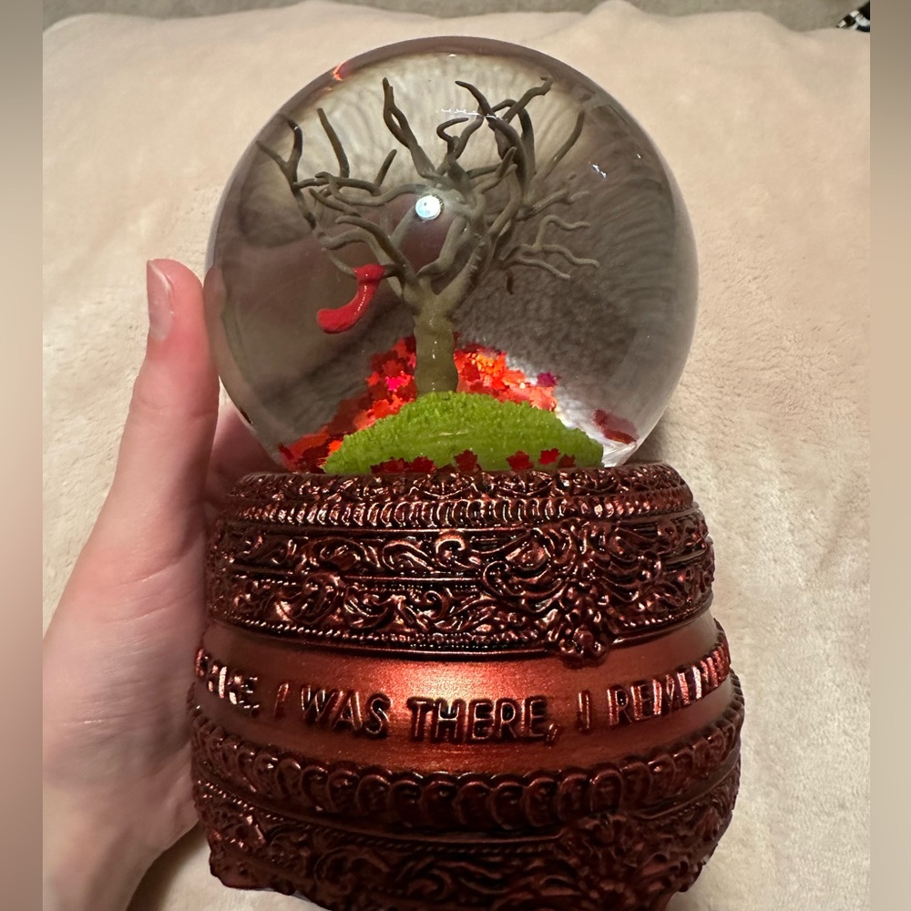 Taylor Swift All Too Well Snowglobe